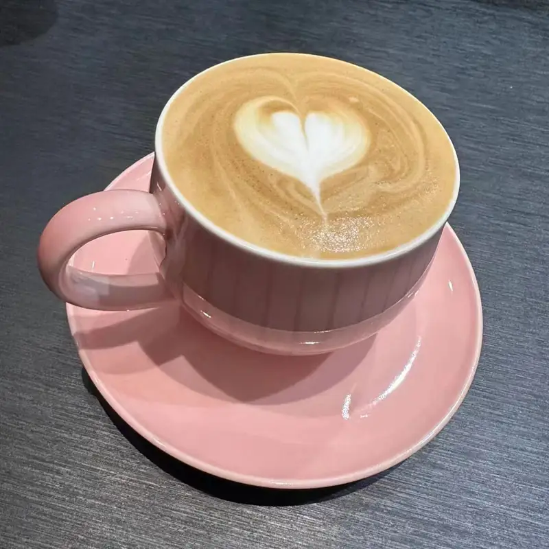 Si mundet kremi jo-bulmetor për kafe të përmirësojë inovacionin modern të pijeve?